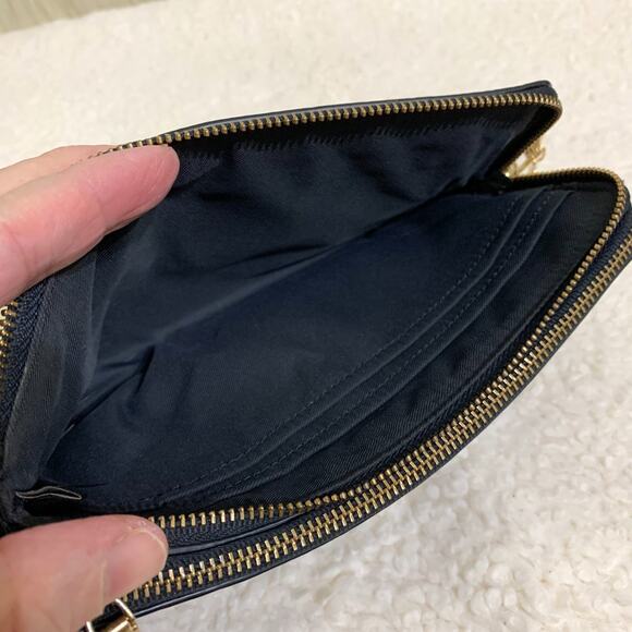 COACH Navy Pebbled Leather Large Double Zip Corner Wallet Wristlet F87587 - Picture 12 of 16